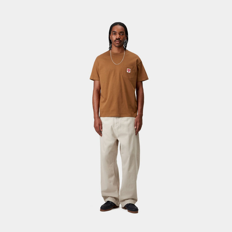 ★ドイツ発*carhartt WIP*新作*Pocket Heart Tシャツ/H-BROWN★ Relaxed Fit Heart Patch T-Shirt in Deep H Brown | Carhartt